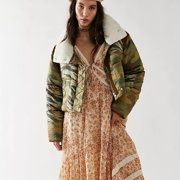 Free People West Coast Puffer - Picture 8 of 16